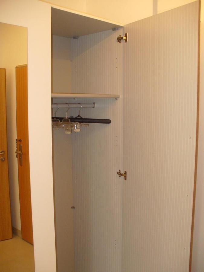 Garden Apartment With Garage In Central Прага Екстериор снимка
